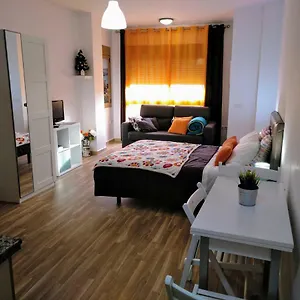 https://apartamento-domingo-lozano.1costadelsol.com